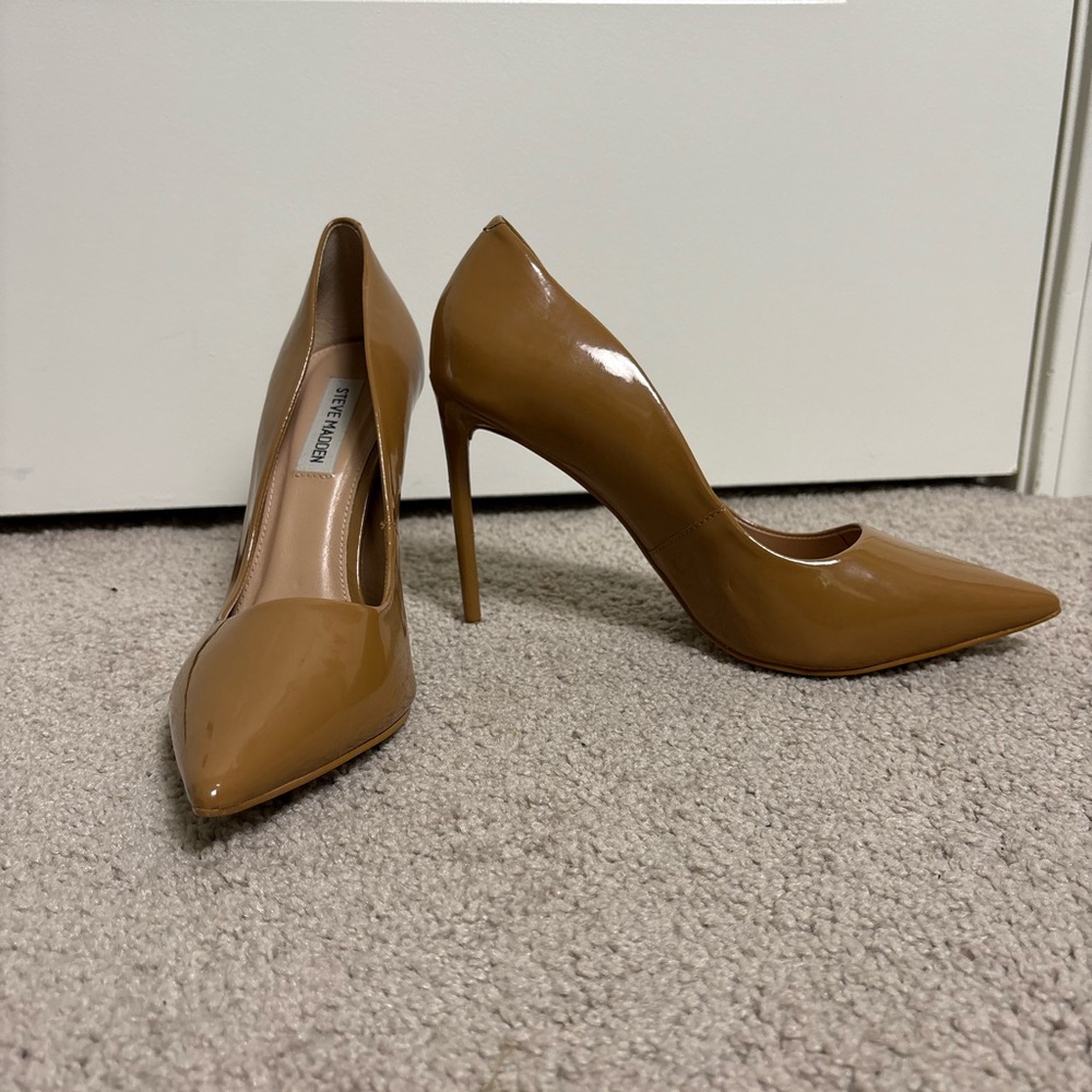 Steve Madden Camel Patent Pointed-Toe Stiletto Pumps